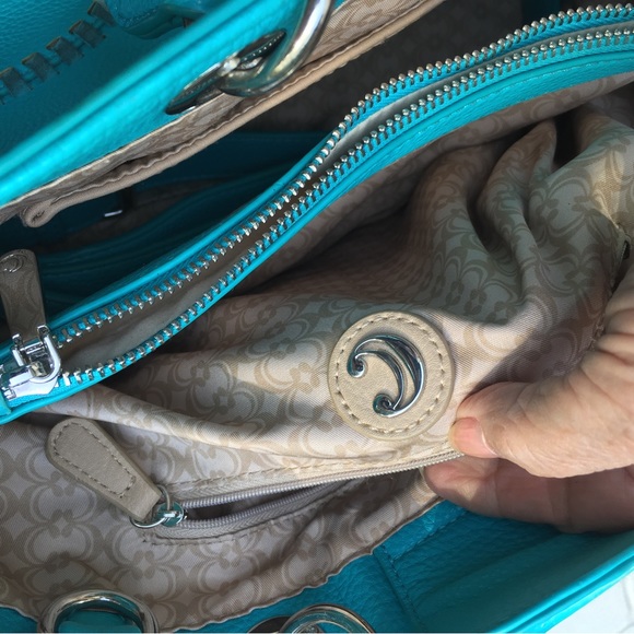 Turquoise faux leather handbag/shoulder bag-convertible w/dangle tassel. Classy! - Picture 2 of 9